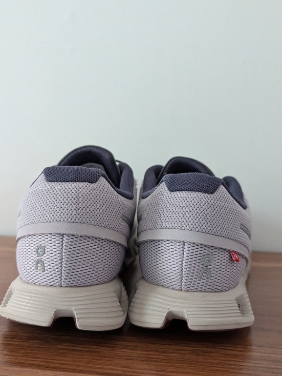 On Running Cloud 5 Pearl Frost Shoes Sneakers Women's Size 9.5 - Picture 4 of 10
